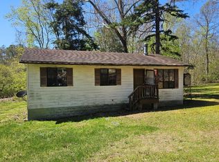 171 Gregory Family Ln, New Canton, VA 23123
