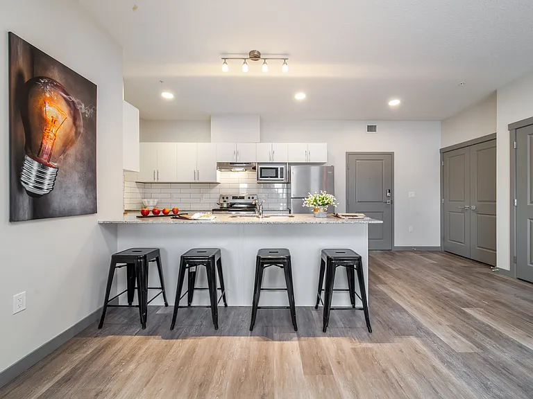 730 Tamarack Way NW — Photo 30