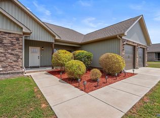 15122 Blackburn Rd, Athens, AL 35611