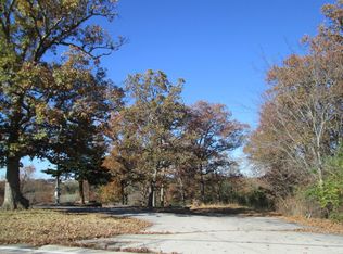 1638 Neff Rd, Saint Clair, MO 63077