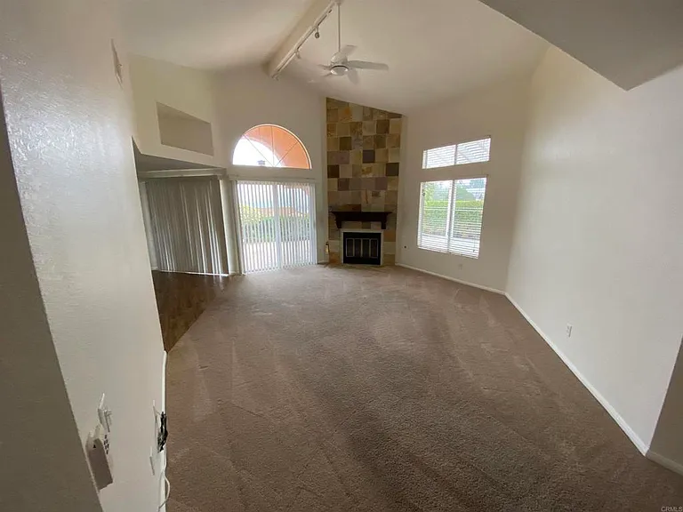 1705 Muirfield Gln — Photo 40