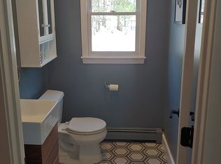 7 Reynard Ln, Georgetown, MA 01833