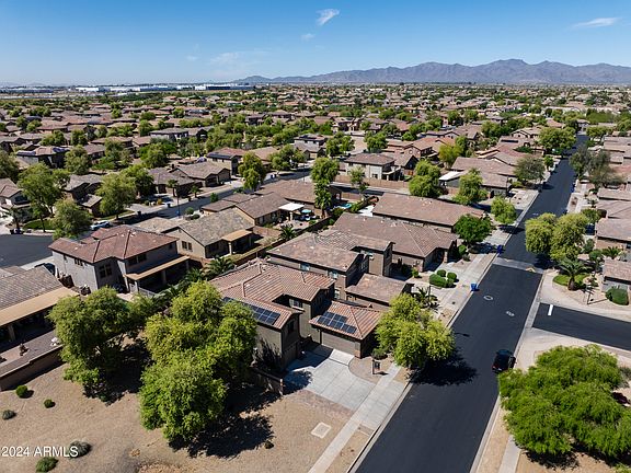 3rd image of 14511 W DESERT HILLS Drive