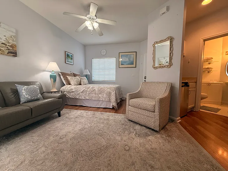 8919 Sandshot Ct #B — Photo 9