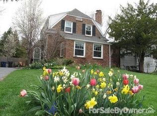 2503 Payne St, Evanston, IL 60201