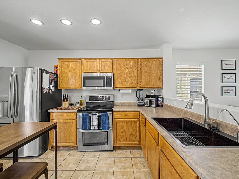 44836 W Gavilan Dr — Photo 11