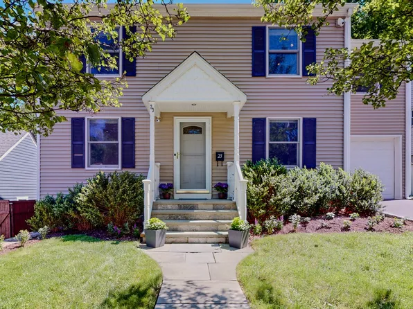 23 Bartlett Manor, Norwalk, CT 06850