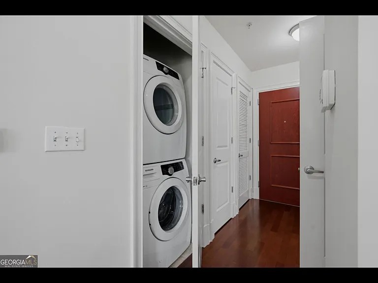 200 River Vista Dr #703 — Photo 1