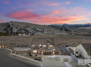 1033 S Meyers Ct, Greenacres, WA 99016