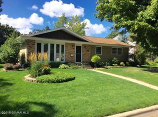 101 Lee Pl, Albert Lea, MN 56007