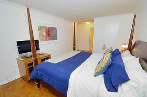 Rented by Plaza Real Estate Group | media 5