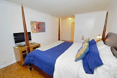 Rented by Plaza Real Estate Group