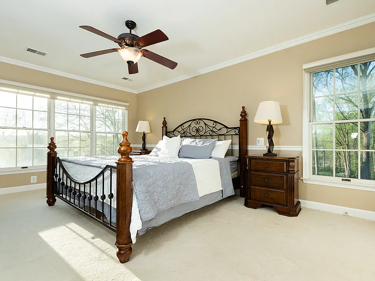 13576 Highland Rd — Photo 34