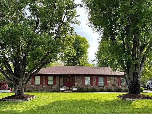 230 S Loop Dr, Stanford, KY 40484