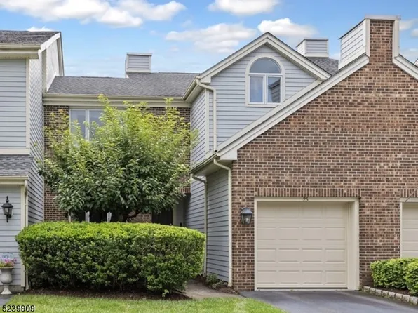 25 Aynsley Ct, Montville Twp., NJ 07045