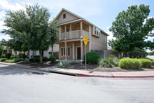 4528 Credo Ln Photo 1