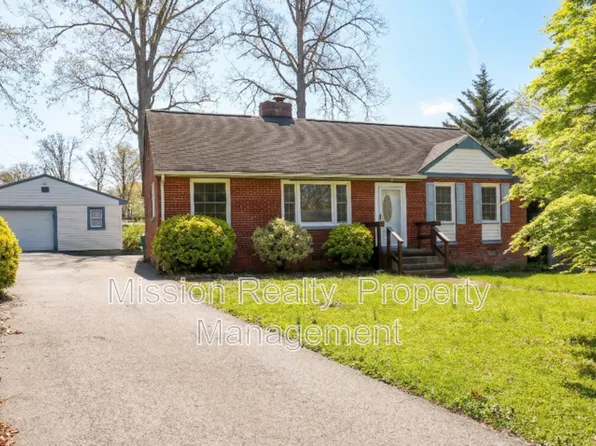 8707 Mapleton Rd, Henrico, VA 23229