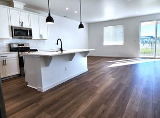 350 N Lagrasse Ln, Star, ID 83669