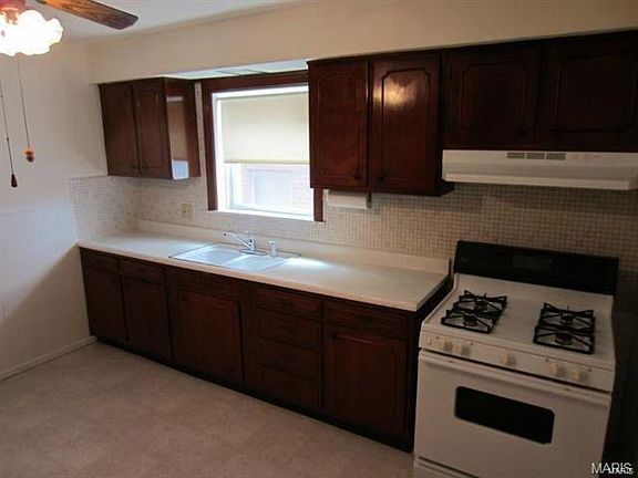 2nd image of 3951 Dunnica Ave