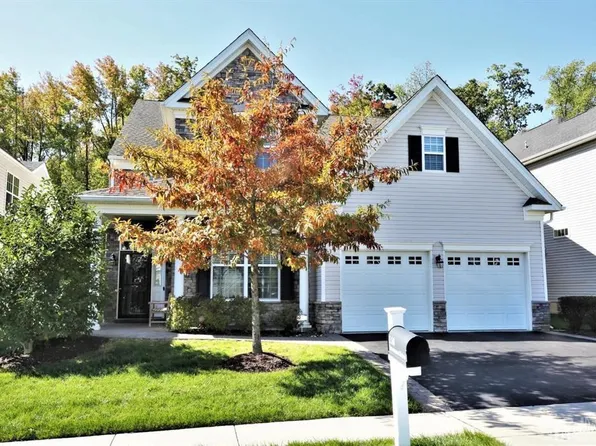 116 Inverness Dr, Kendall Park, NJ 08824