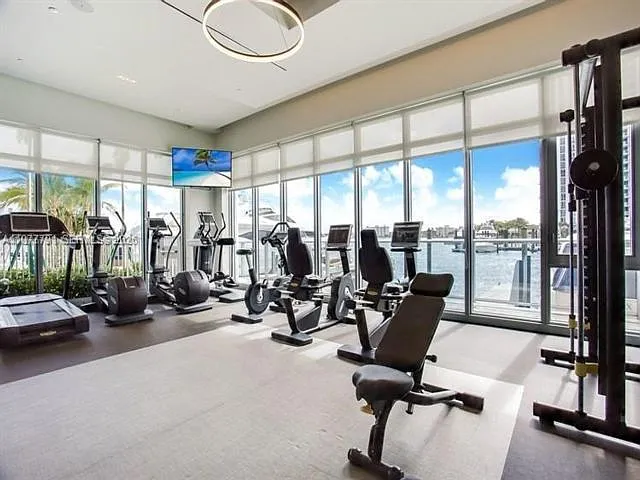 17301 Biscayne Blvd #1103 — Photo 5