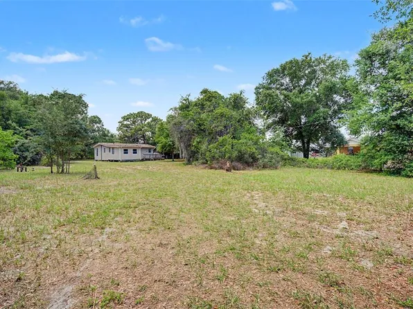 Cutrone Rd, Winter Haven, FL 33880