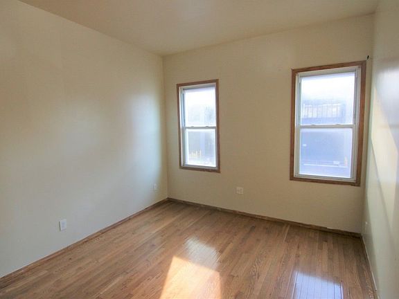 2nd image of 749 Flushing Ave #3FR