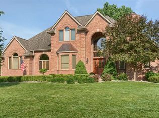 11525 Kings Knight Cir, Grand Blanc, MI 48439