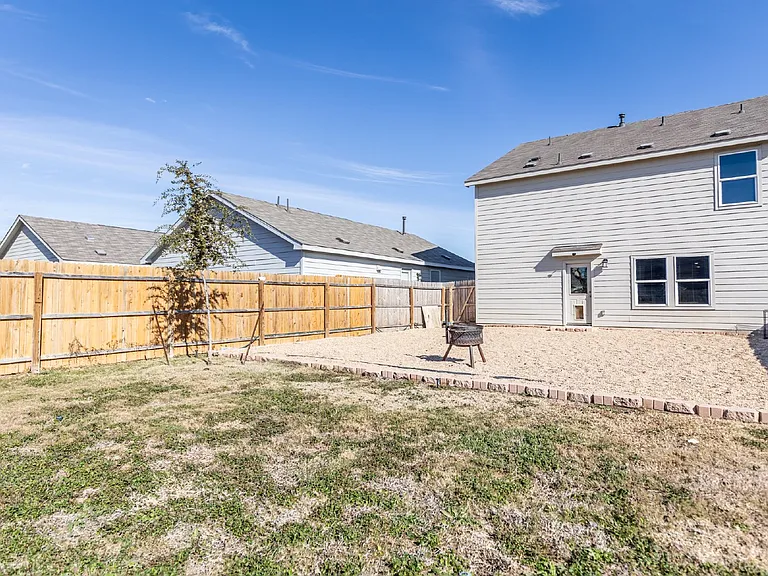 4310 Fluvial Cir — Photo 35