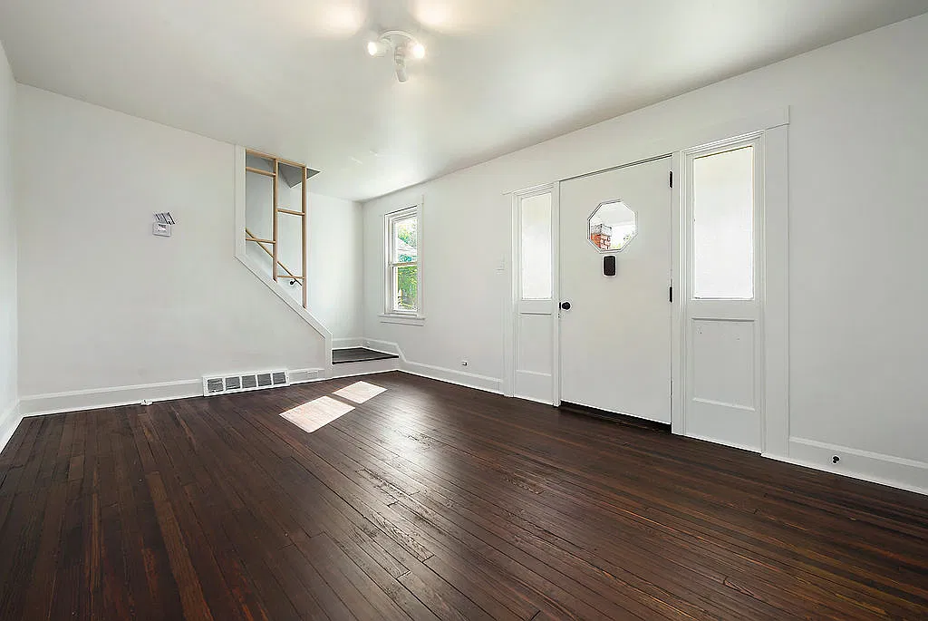 2 bed, 1000 sqft, $1,385 — Photo 4