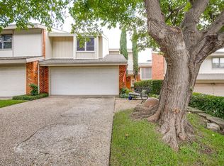 2950 Woodcroft Cir, Carrollton, TX 75006