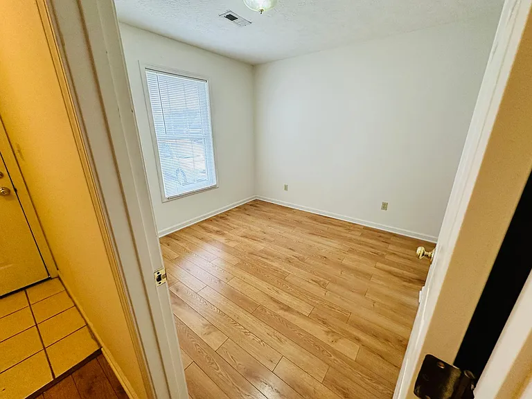 75 Majestic Dr — Photo 7
