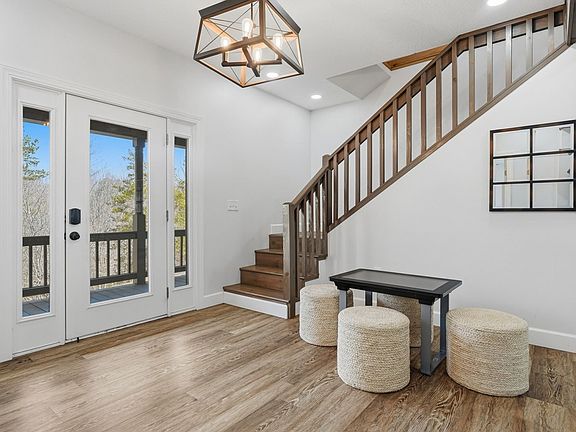 3rd image of 25 Walhala Trl