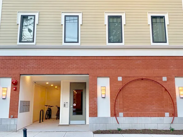 107 S Albany St, Ithaca, NY 14850