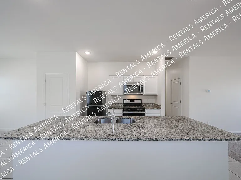 5720 W Sunrise Dr — Photo 10