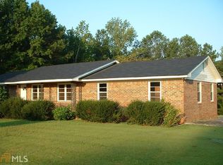 8705 Forrest Rd, Grantville, GA 30220