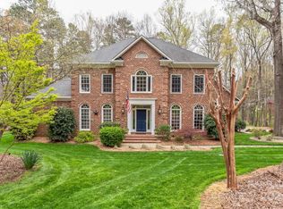 1832 Tanglebriar Ct, Matthews, NC 28104