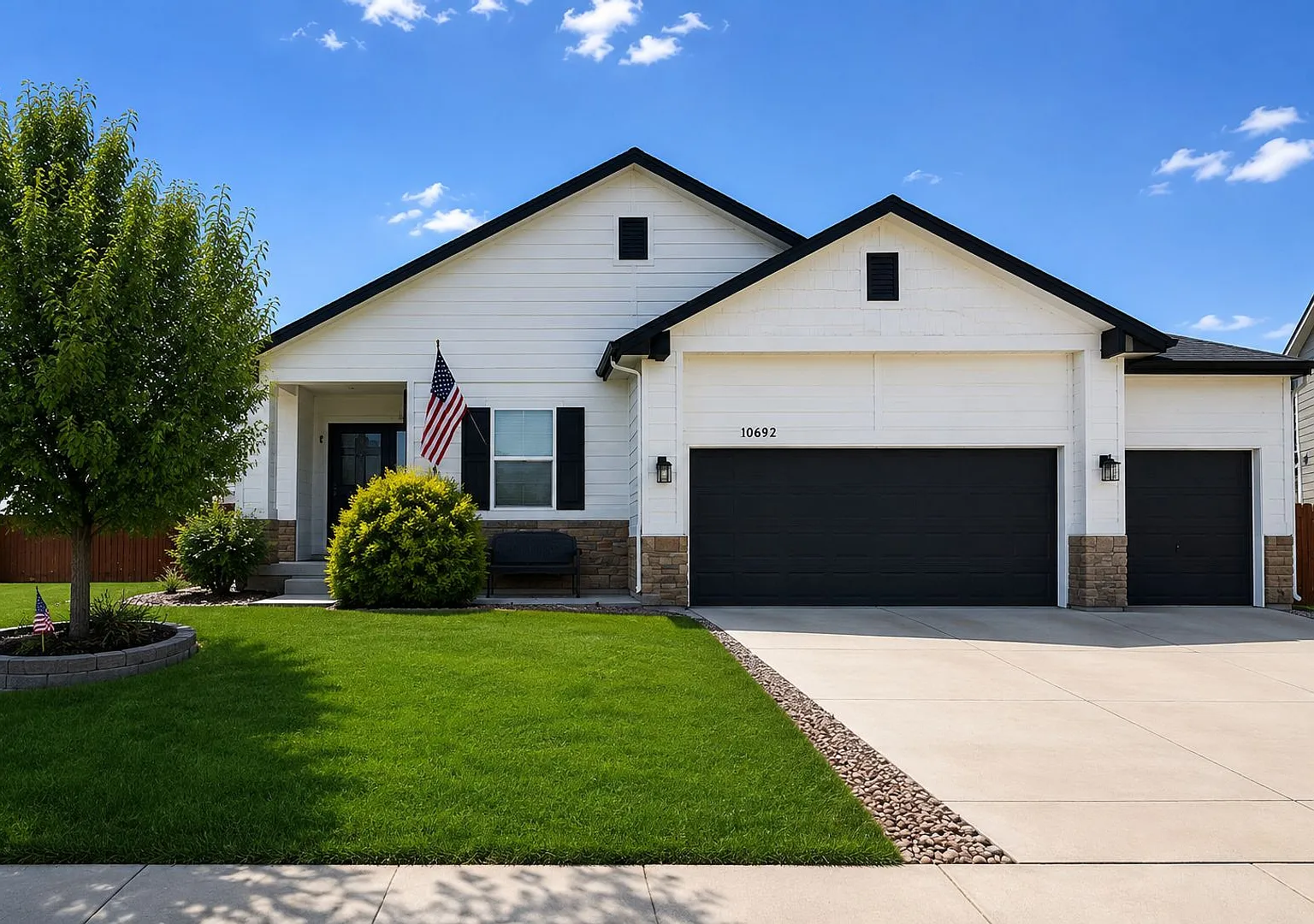 Stunning 6 Bedroom Ranch Home | 3,200+ Sq Ft | Finished Basement | Fountain/Fort Carson — Photo 1