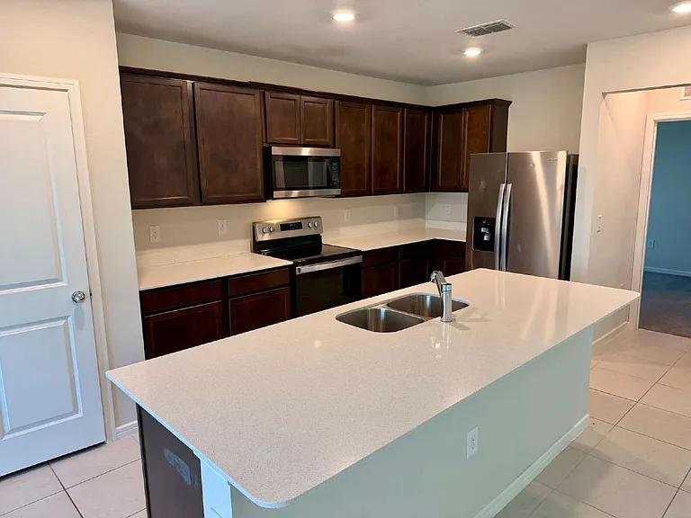 Property Image 101