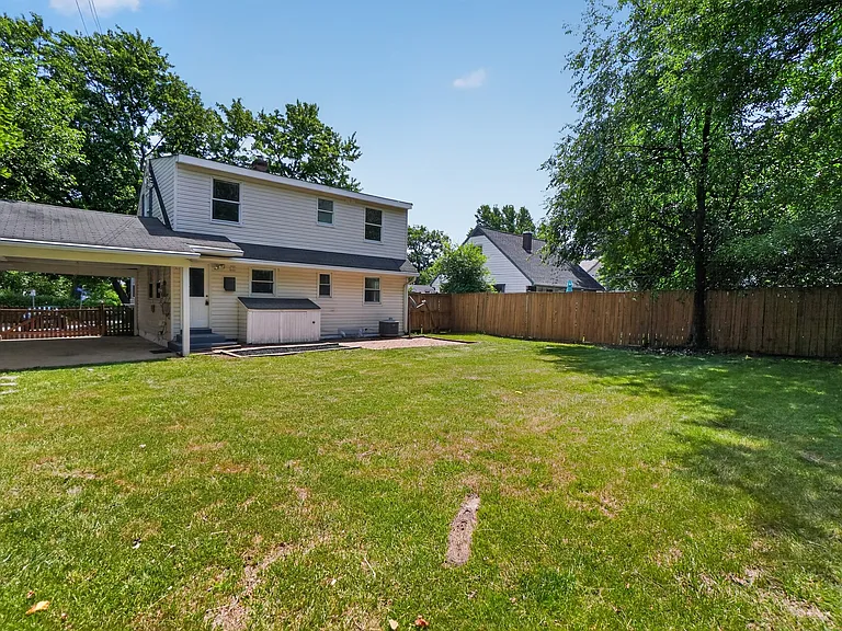 6410 Cavalier Dr — Photo 30
