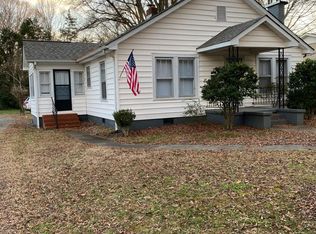751 N Church St, Mooresville, NC 28115