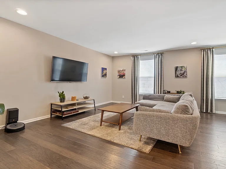 1506 Kee Ct — Photo 4