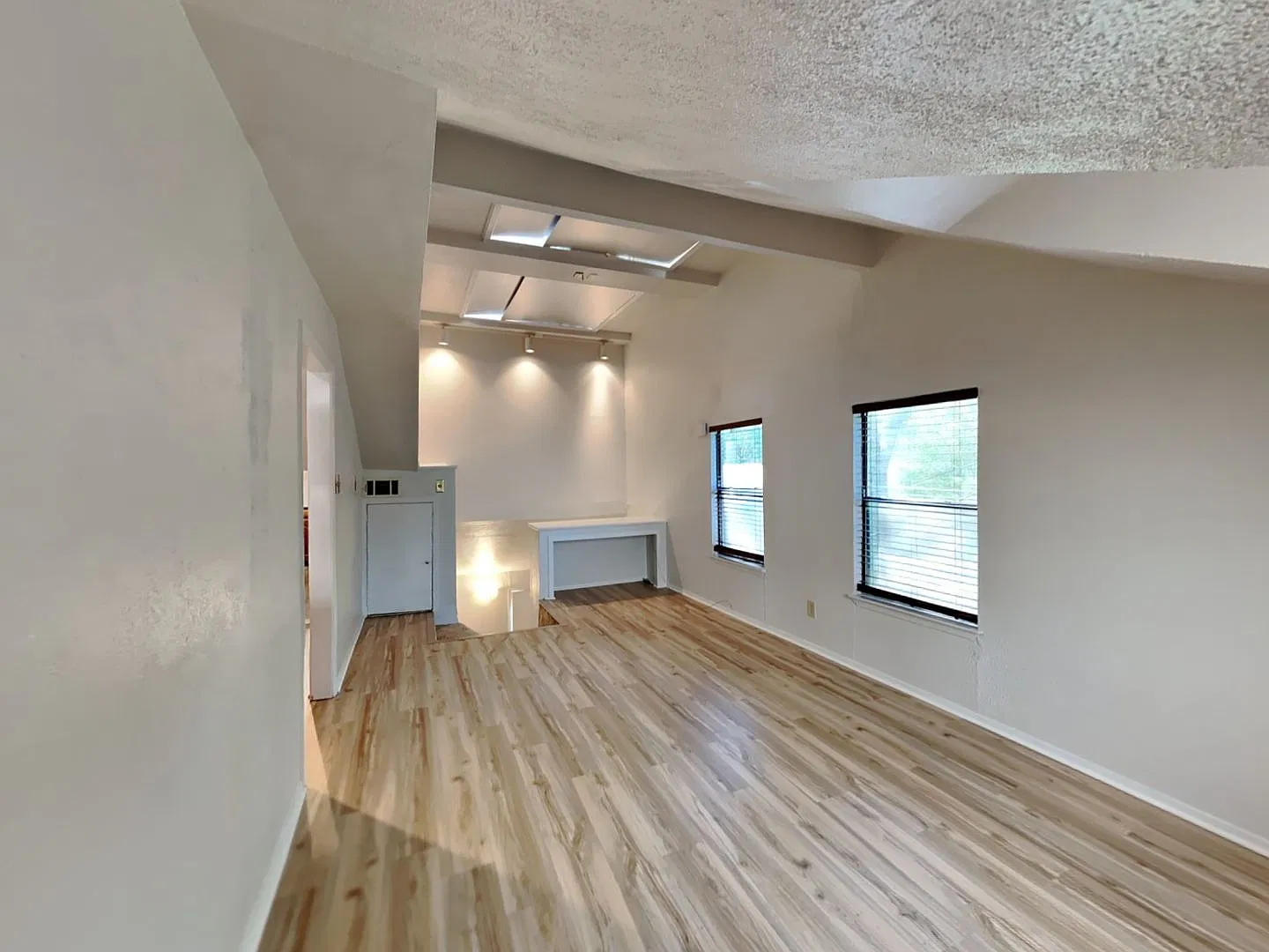 Charming Loft-Style Living Near TCU & the Medical District! Fresh Updates Throughout! — Photo 3