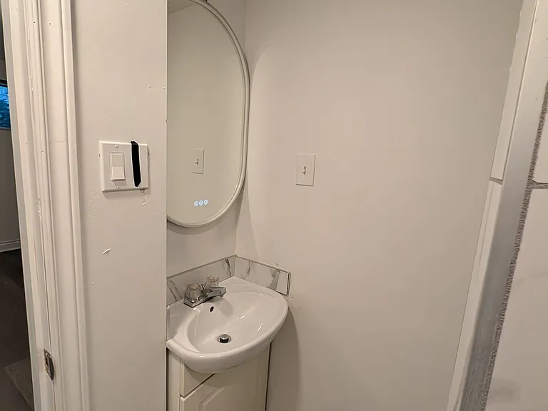 2979 Lawrence Ave E #BASEMENT — Photo 9