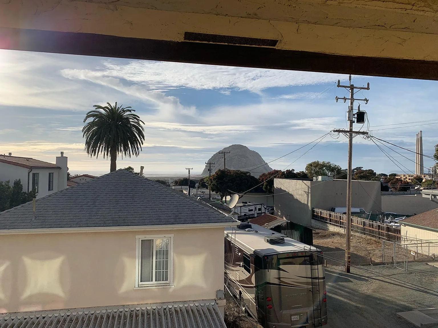 725 Napa Ave — Photo 2
