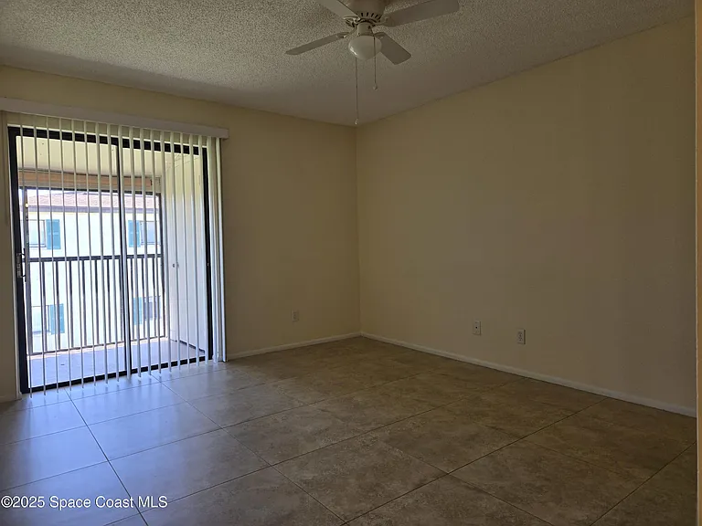 505 Landings Way #10 — Photo 16