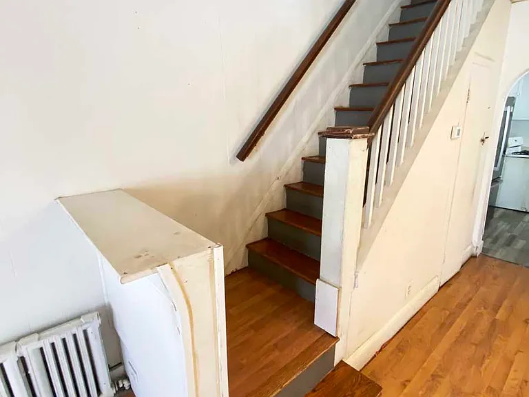 534 E Indiana Ave — Photo 18