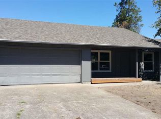 4663 Santiam St NE, Salem, OR 97305