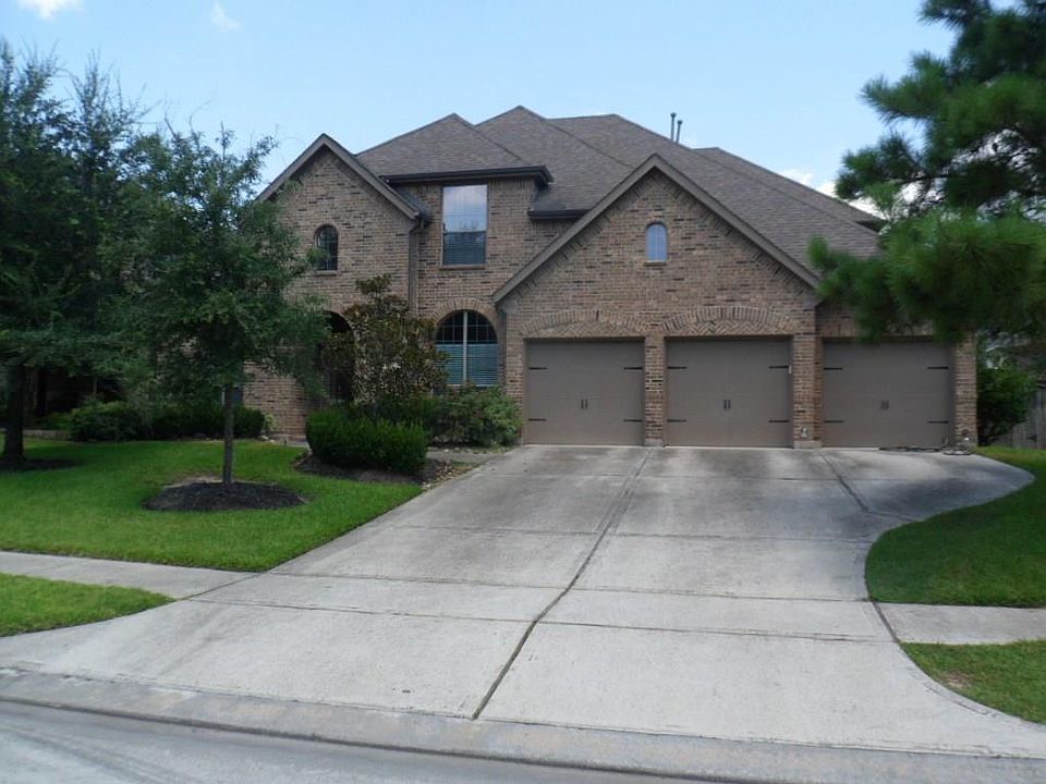 1st image of 11815 Bandera Creek Ln