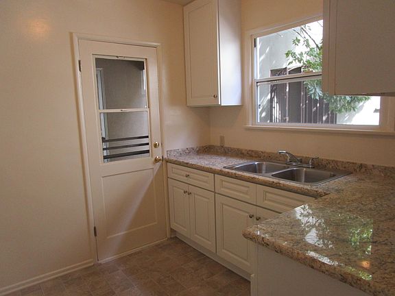 4th image of 126 N Lamer St APT B